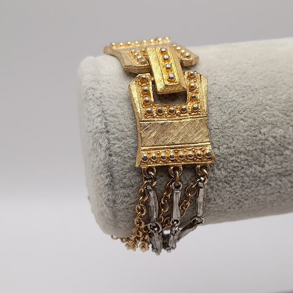 Vintage CELEBRITY Gold Silver Tone Chain Design, Designer Signed, 1960s, 7 1/8" - Picture 7 of 14